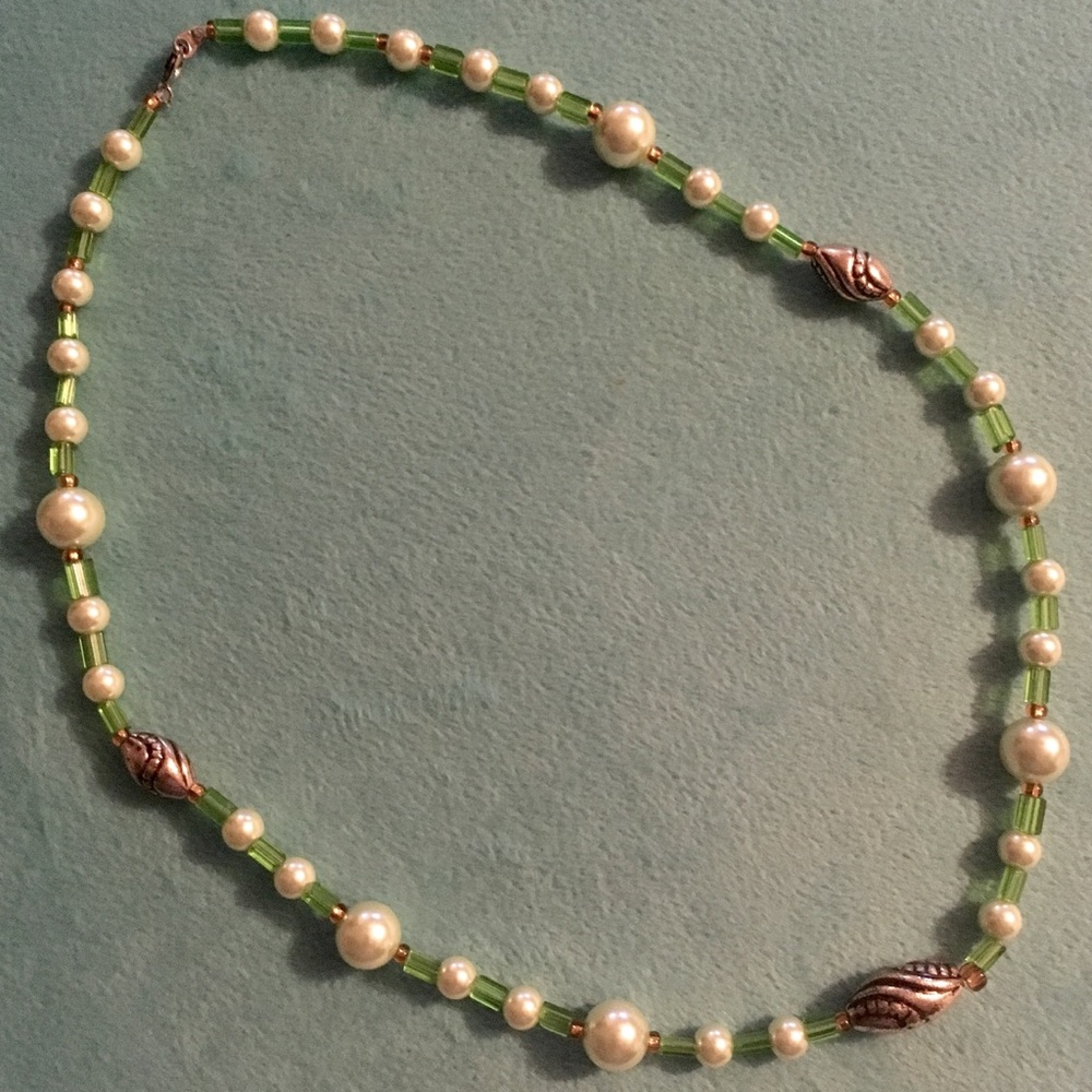 Faux Pearl Beaded Necklace